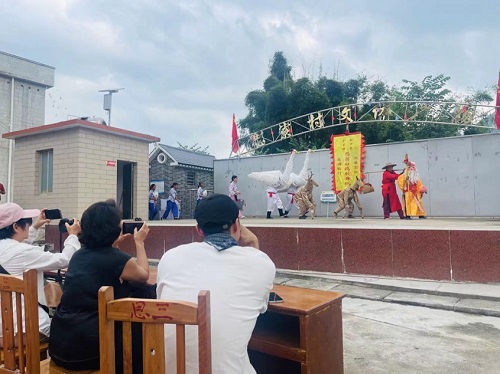 舞蹈表演.jpg
