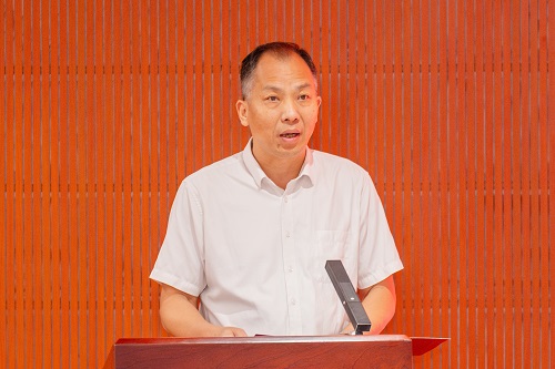 旷永青讲话.JPG 旷永青讲话.JPG