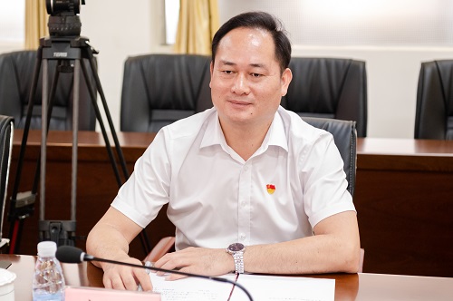 卢景值讲话.jpg