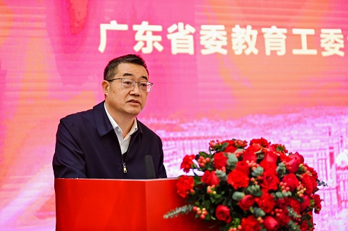 廖荣辉讲话.jpg