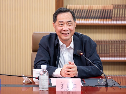 刘友坤讲话.jpg