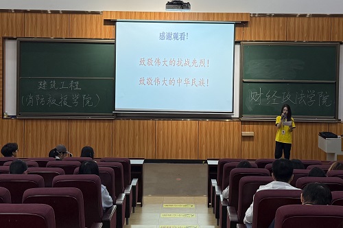 讲堂现场.jpg 讲堂现场.jpg