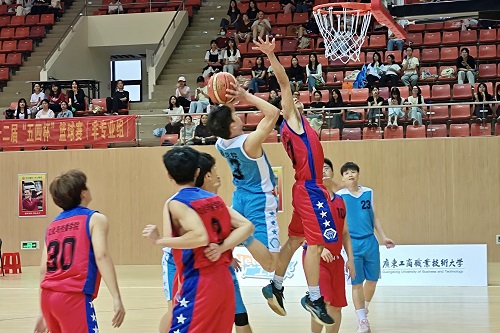 比赛现场.jpg 比赛现场.jpg