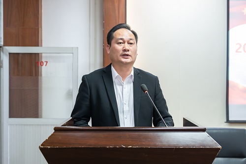 卢景值讲话.jpg